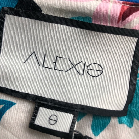 NWT Alexis X Revolve Adena wrap dress - Picture 7 of 8
